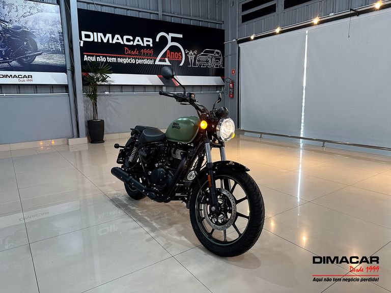 Royal Enfield Fireball Matt Green
