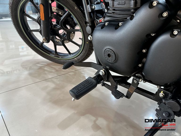 Royal Enfield Fireball Matt Green