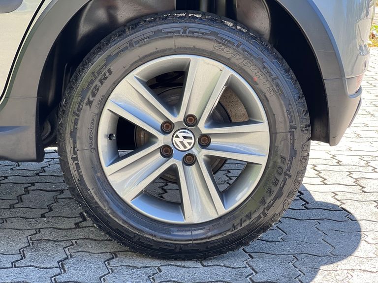 VolksWagen CROSSFOX 1.6 Mi Total Flex 8V 5p