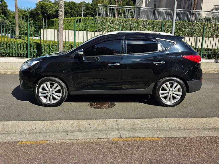 Hyundai ix35 2.0 16V 170cv 2WD/4WD Aut.