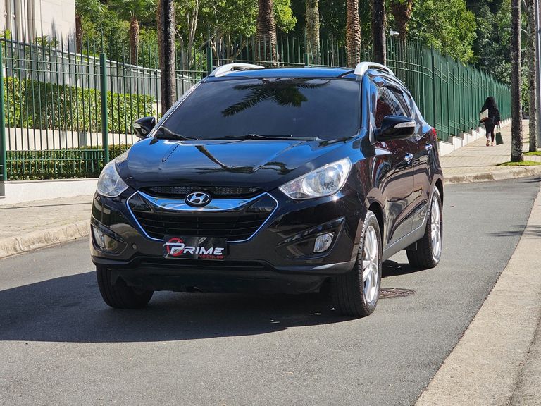 Hyundai ix35 2.0 16V 170cv 2WD/4WD Aut.