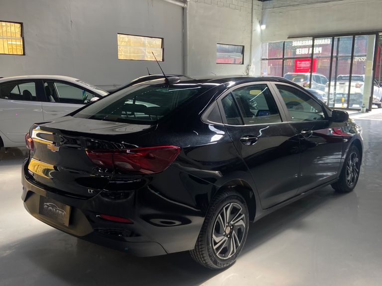 Chevrolet ONIX SEDAN Plus LT 1.0 12V Flex 4p Mec.