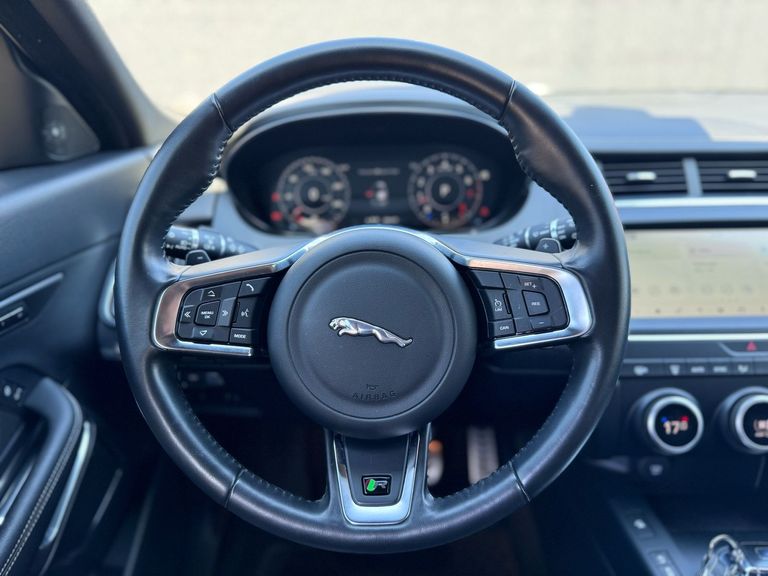 Jaguar E-Pace R-Dynamic SE 2.0 AWD 300cv Aut.