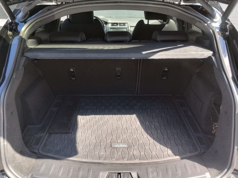 Jaguar E-Pace R-Dynamic SE 2.0 AWD 300cv Aut.