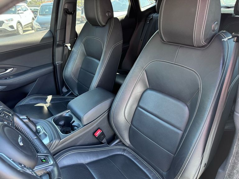 Jaguar E-Pace R-Dynamic SE 2.0 AWD 300cv Aut.