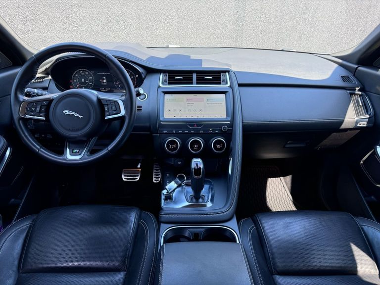 Jaguar E-Pace R-Dynamic SE 2.0 AWD 300cv Aut.