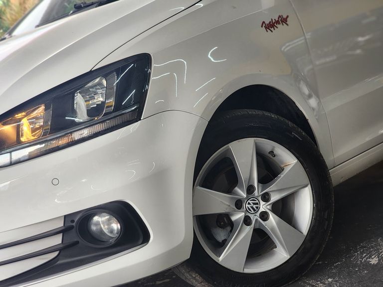 VolksWagen Fox Rock in Rio 1.6 Mi Total Flex 8V 5p