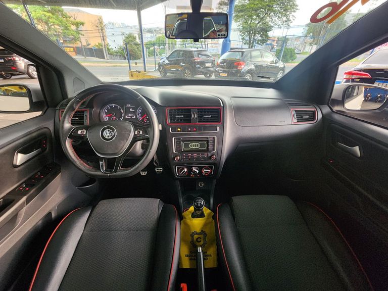 VolksWagen Fox Rock in Rio 1.6 Mi Total Flex 8V 5p