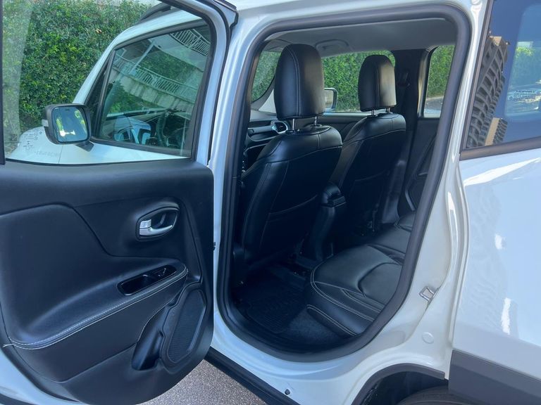 Jeep Renegade Longitude 1.8 4x2 Flex 16V Aut.
