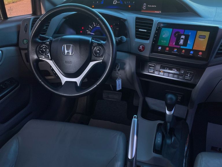 Honda Civic Sedan LXR 2.0 Flexone 16V Aut. 4p