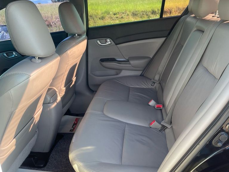 Honda Civic Sedan LXR 2.0 Flexone 16V Aut. 4p