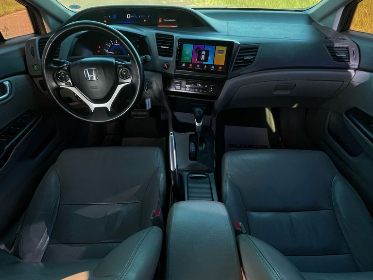 Honda Civic Sedan LXR 2.0 Flexone 16V Aut. 4p