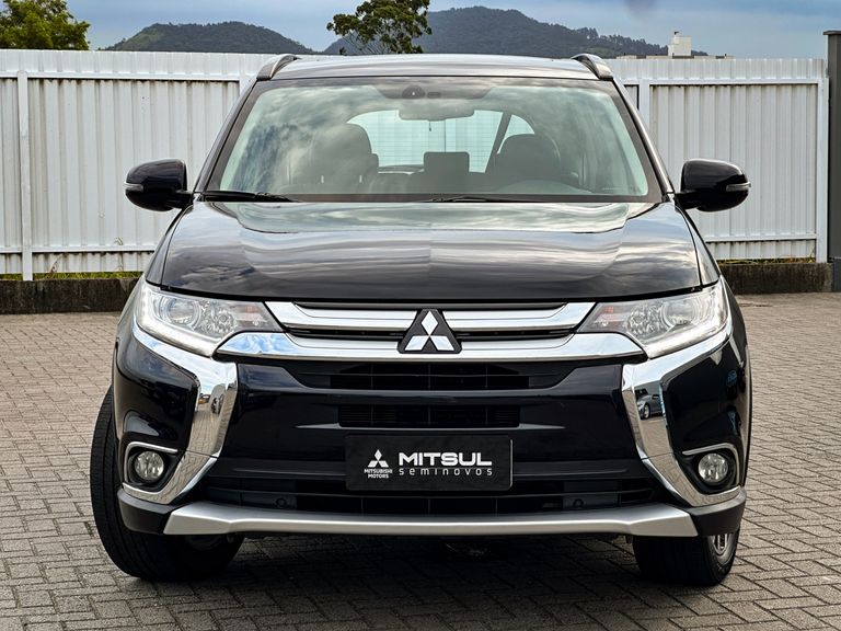 Mitsubishi OUTLANDER 2.0 16V 160cv Aut.