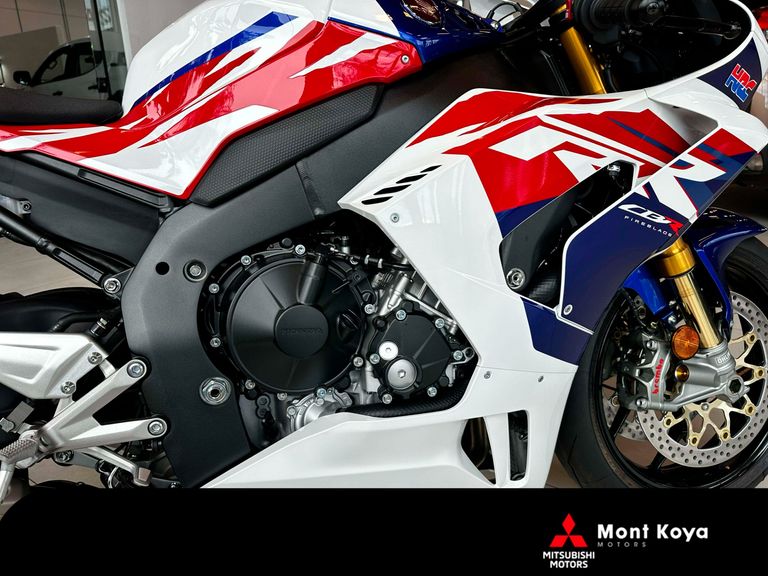 HONDA CBR 1000 RR-R Fireblade SP 30TH EDITION