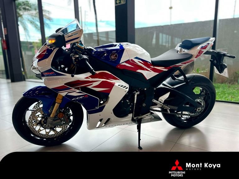 HONDA CBR 1000 RR-R Fireblade SP 30TH EDITION