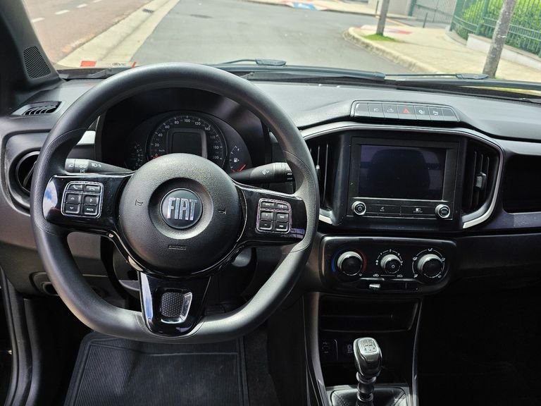 Fiat Strada Freedom 1.3 Flex 8V  CS Plus