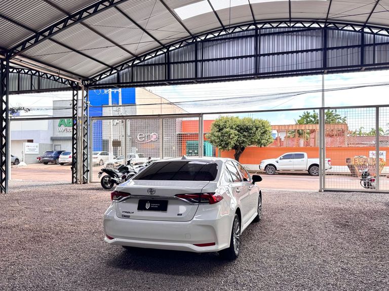 Toyota Corolla XEi 2.0 Flex 16V Aut.
