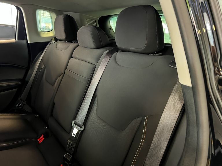 Jeep COMPASS LONGITUDE 2.0 4x2 Flex 16V Aut.