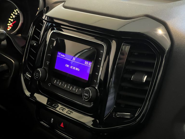 Fiat Toro Freedom 1.8 16V Flex Aut.