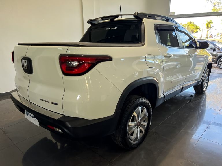 Fiat Toro Freedom 1.8 16V Flex Aut.