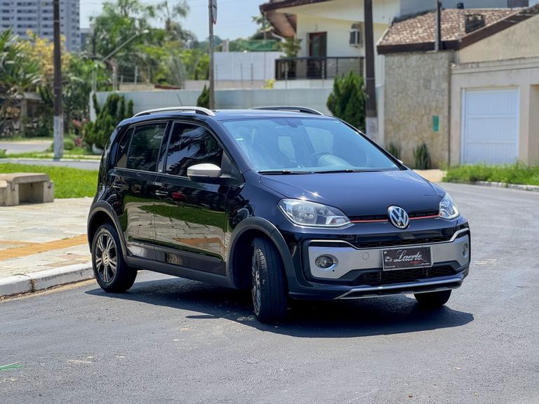 VolksWagen up! cross 1.0 TSI Total Flex 12V 5p