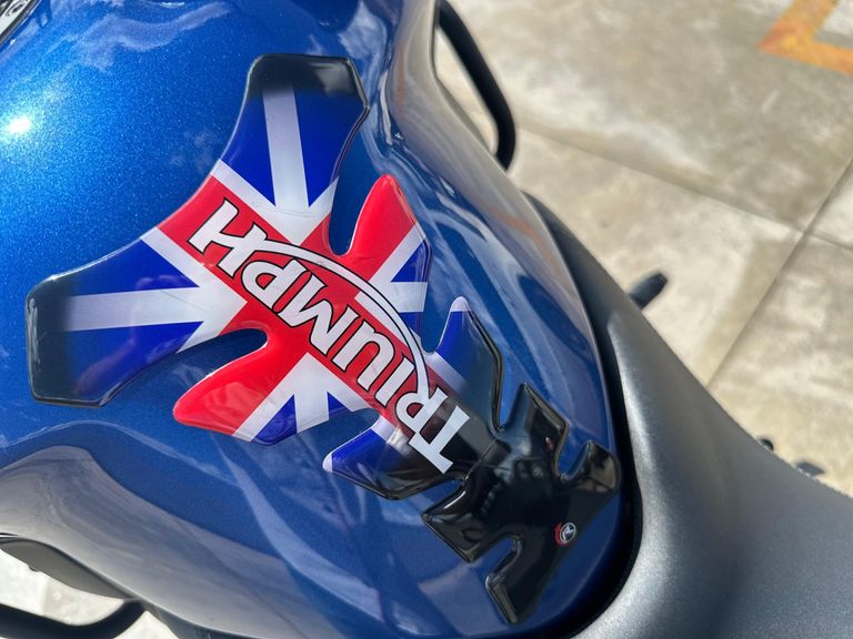 TRIUMPH TIGER 800 XRT