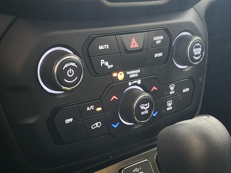 Jeep Renegade Longitude 1.8 4x2 Flex 16V Aut.