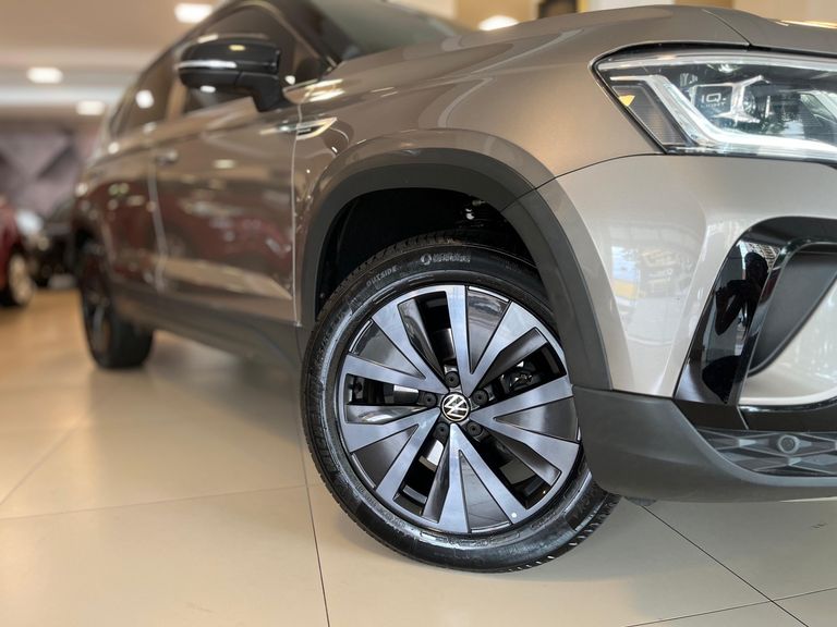 VolksWagen TAOS Launching Ed. 1.4 250 TSI Flex Aut.