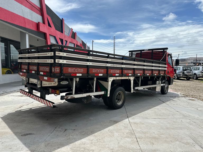 MERCEDES-BENZ Accelo 815 2p (diesel) (E5)