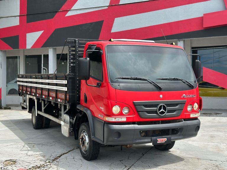 MERCEDES-BENZ Accelo 815 2p (diesel) (E5)