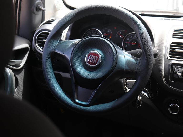 Fiat Grand Siena ATTRACTIVE 1.0 Flex 8V 4p