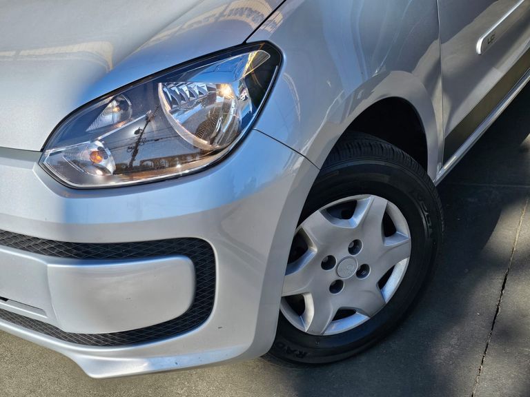 VolksWagen up! take 1.0 T. Flex 12V 3p