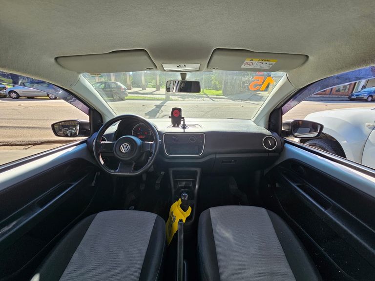 VolksWagen up! take 1.0 T. Flex 12V 3p