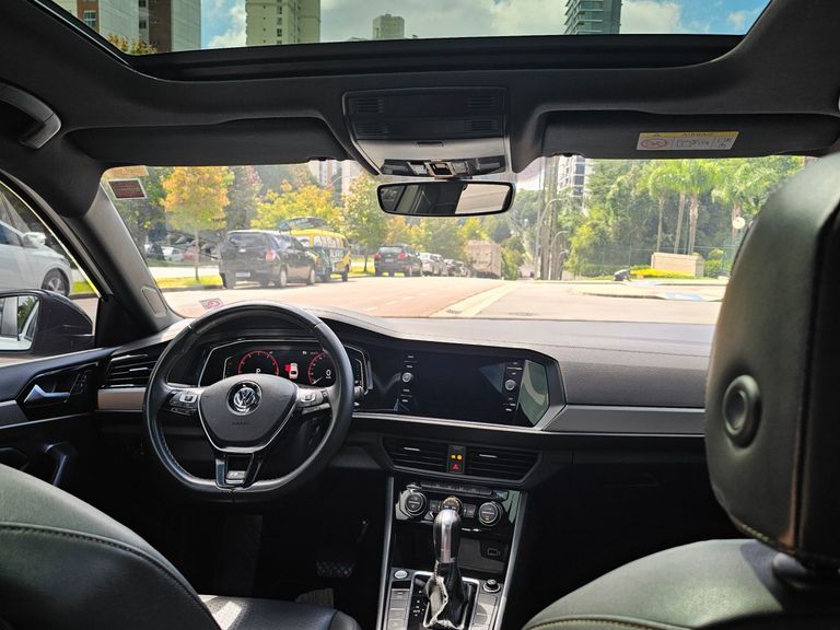 VolksWagen JETTA R-Line 250 TSI 1.4 Flex 16V Aut.