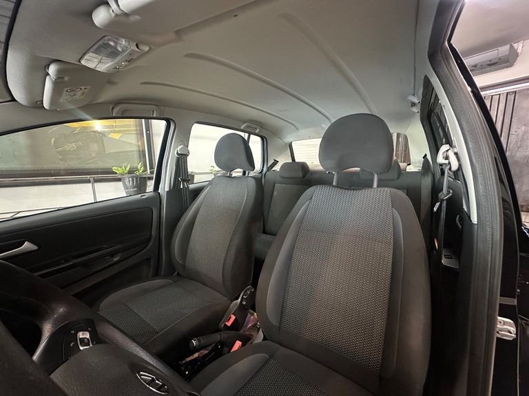 VolksWagen Fox Connect 1.6 Flex 8V 5p