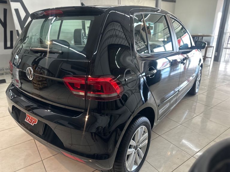 VolksWagen Fox Connect 1.6 Flex 8V 5p