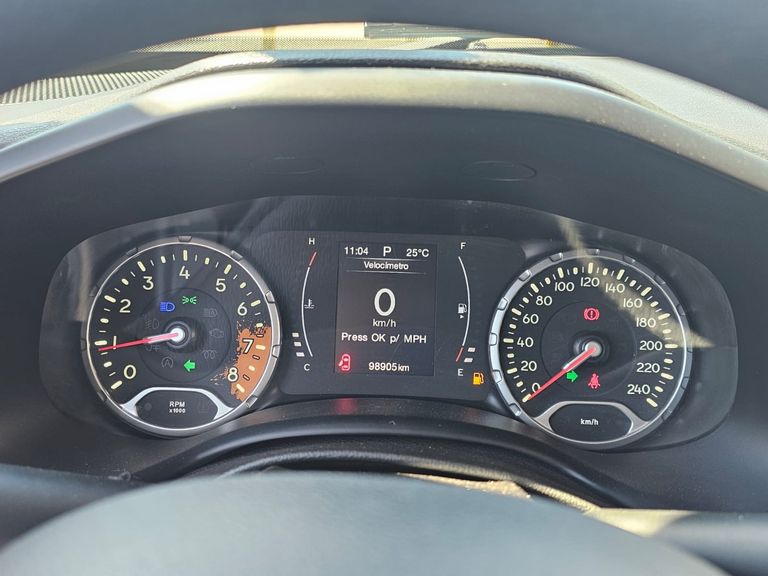 Jeep Renegade Sport 1.8 4x2 Flex 16V Aut.