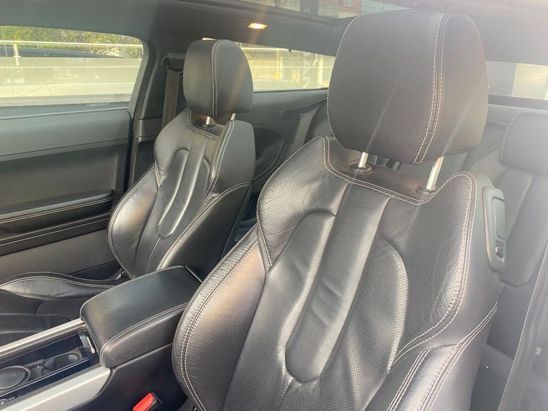 Land Rover Range R.EVOQUE Dynamic 2.0 Aut 3p
