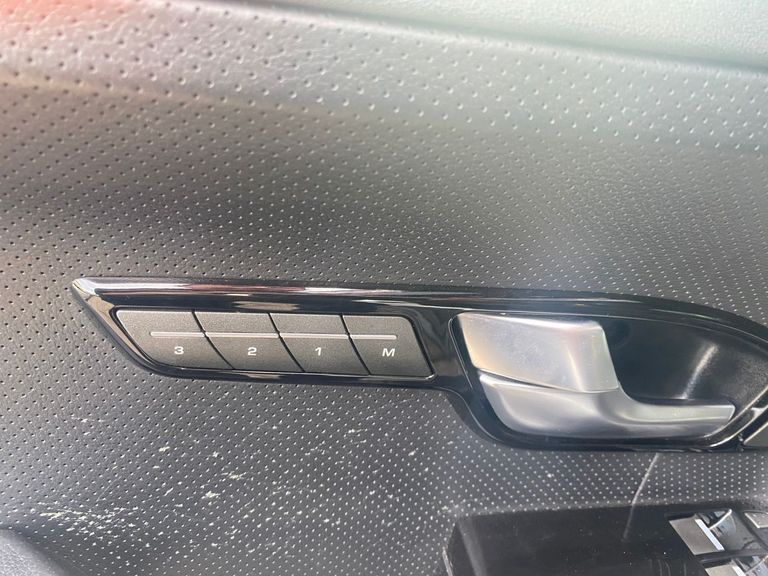 Land Rover Range R.EVOQUE Dynamic 2.0 Aut 3p