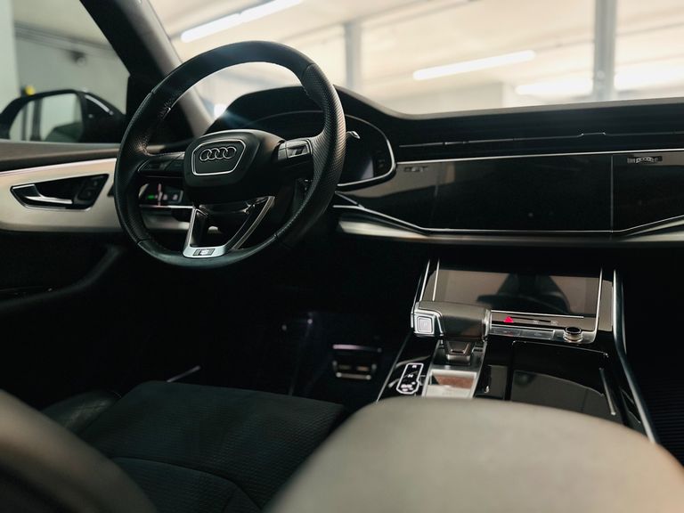 Audi Q8 Performance 3.0 TFSI Quattro S-tronic