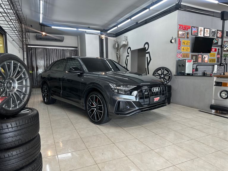 Audi Q8 Performance 3.0 TFSI Quattro S-tronic