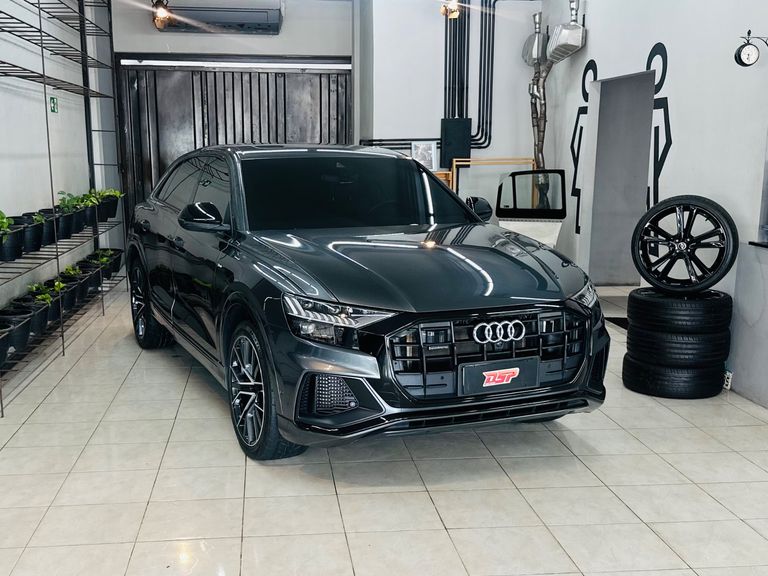 Audi Q8 Performance 3.0 TFSI Quattro S-tronic