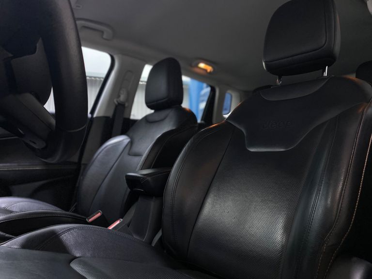 Jeep COMPASS LONGITUDE 2.0 4x2 Flex 16V Aut.
