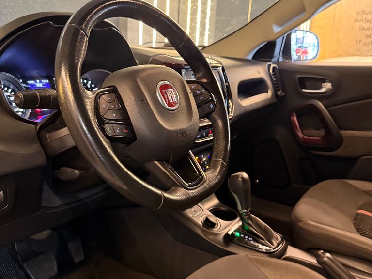 Fiat Toro Freedom 1.8 16V Flex Aut.