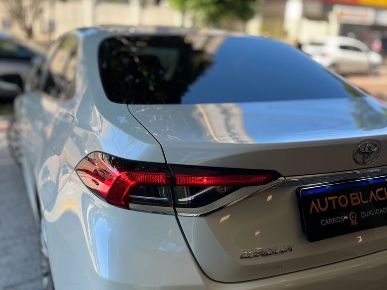 Toyota Corolla XEi 2.0 Flex 16V Aut.