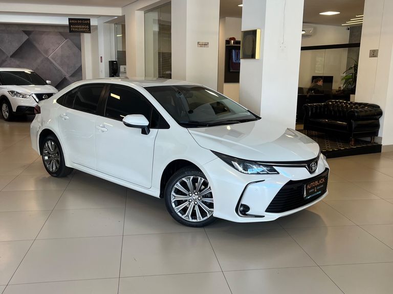 Toyota Corolla XEi 2.0 Flex 16V Aut.