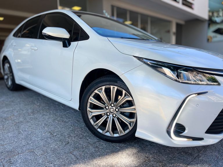 Toyota Corolla XEi 2.0 Flex 16V Aut.