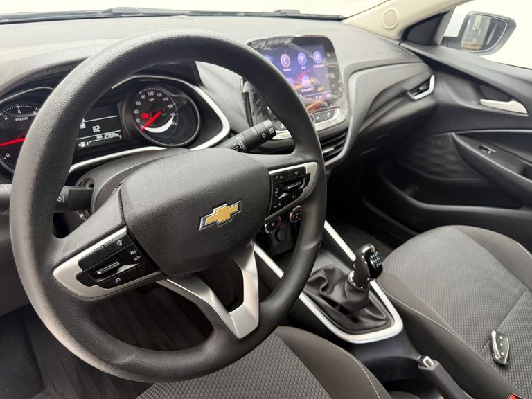 Chevrolet ONIX SEDAN Plus LT 1.0 12V Flex 4p Mec.