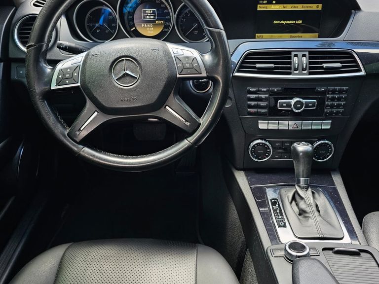 Mercedes C-180 CGI Classic 1.8 16V 156cv Aut.