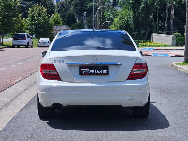 Mercedes C-180 CGI Classic 1.8 16V 156cv Aut.